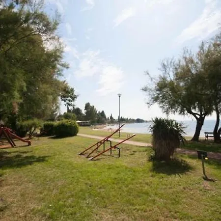 Dunja D Apartament *