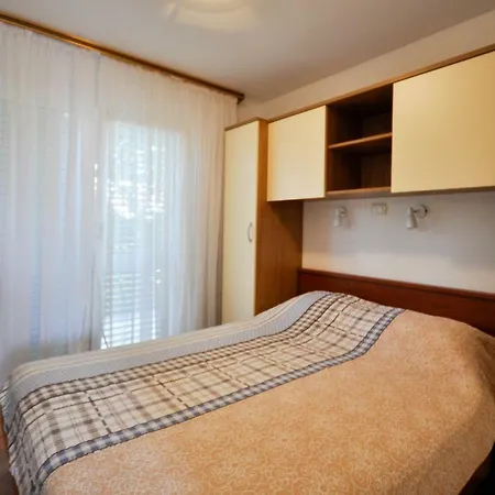 Dunja D Apartment *